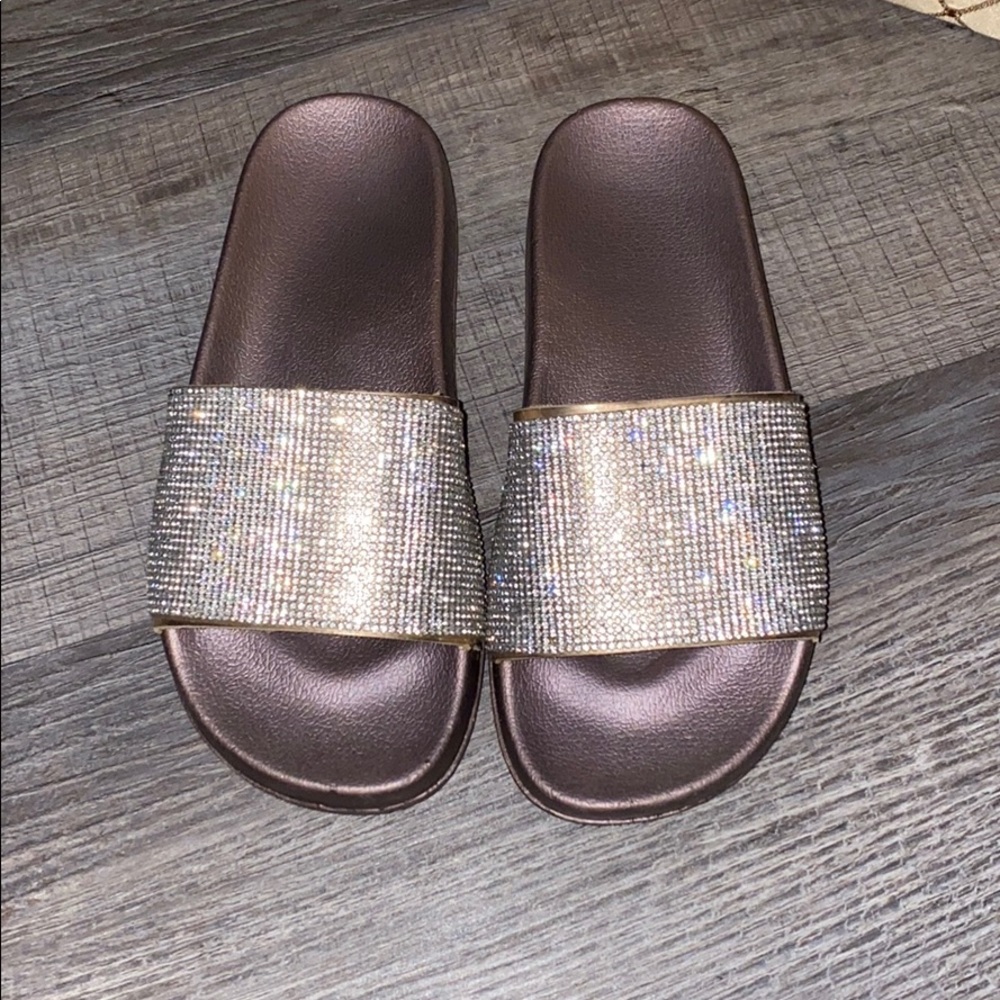 🦋Rhinestone Slides🦋